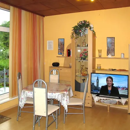 Ferienhaus Holiday Waldidyll